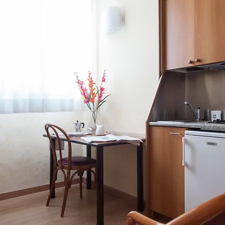 Aparthotel Lepontina 3*