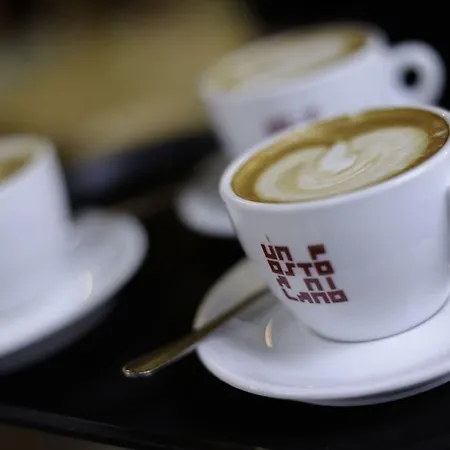 Un Posto A - All'interno Di Cascina Del 700 Hostel *