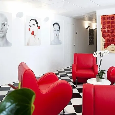 & Urban Padel Hotel apartamentowy