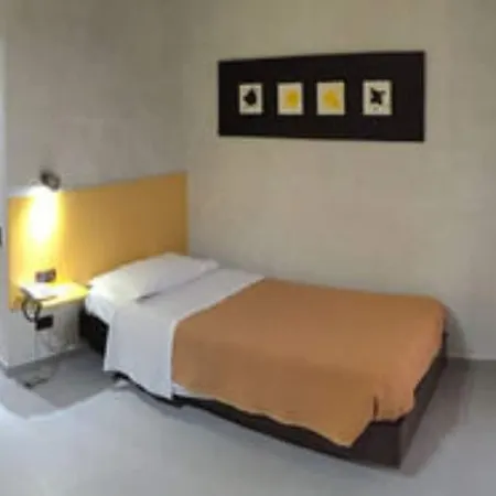 Hotel 38 3*