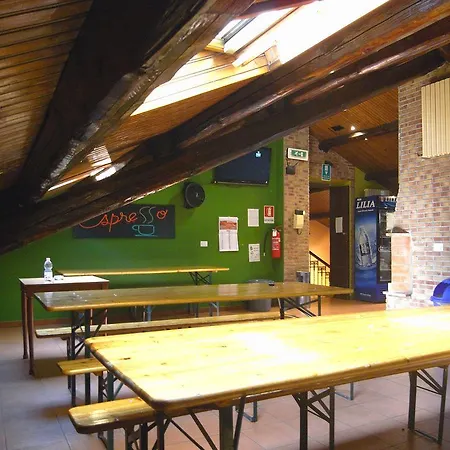 California Хостел *