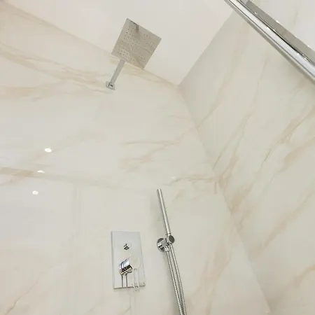 Magnoliaapartments - 18b Visconti Duomo Daire