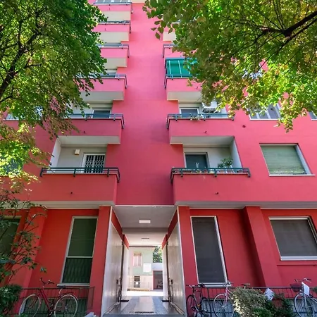 Appartamento Navigli Apartment- Hosted By Sweetstay Milano
