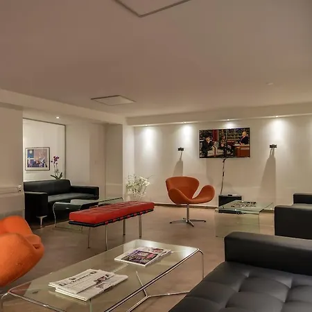 Genius Downtown Hotell