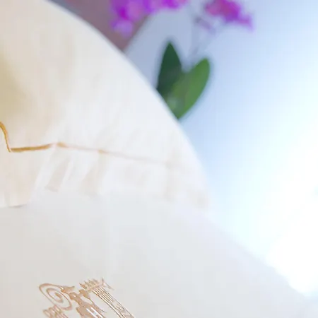 Qc Porta Romana Hotel 4*