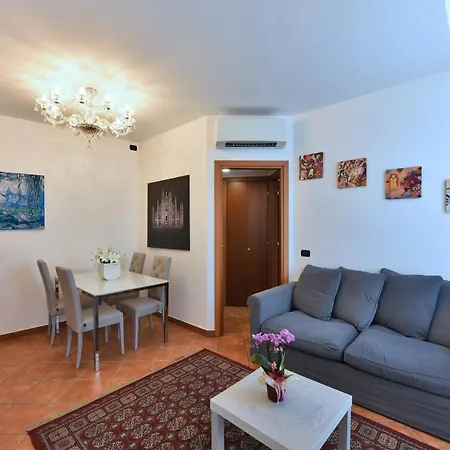 Pontaccio22 Apartment- Brera Centro Storico Apartman