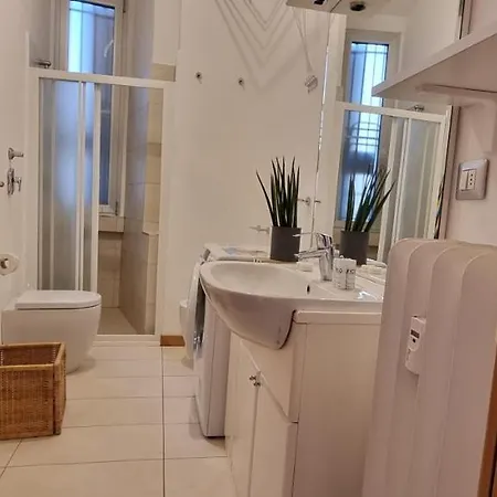 Appartamento Altido Homey Flat With Balcony In Historical Centre Milano