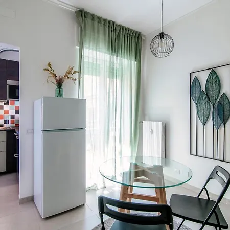 Altido Navigli Studio With Balcony Daire Milano