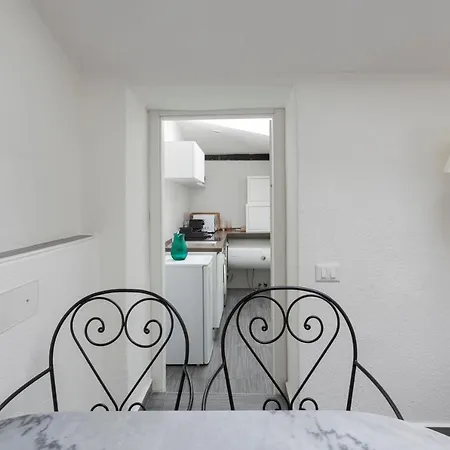 Lägenhet 2 Bedroom 2 Bathroom Apt - Duomo 1