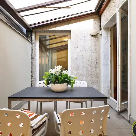 Contempora - Liberty One Bedroom Apt. Apartment *