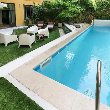 Prestige Boutique Homes - Exlcusive Apartament Garden & Pool Apartment