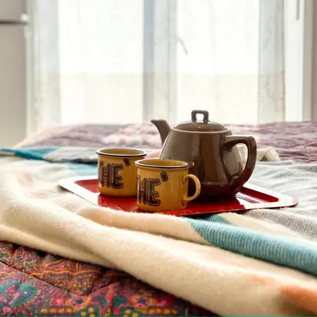 Guesthost - Casa Janas Mediolan