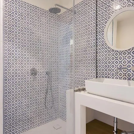 Prestige Boutique Homes Brera 2 *