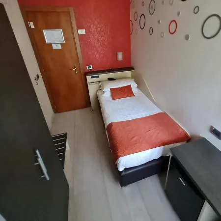 Szálloda Piacenza