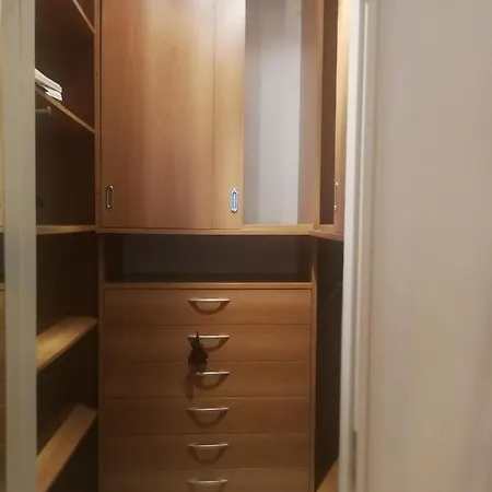 Itd Pagano Park Suite Apartament *