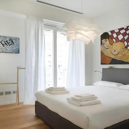 Palazzo Beltrade By Halldis Apartament