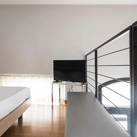 Youhosty - Casale 5 *
