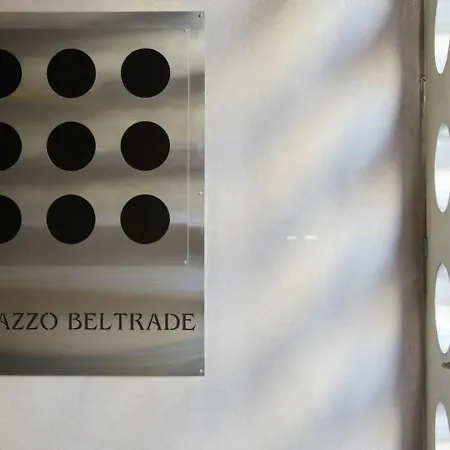 Lägenhet Palazzo Beltrade By Halldis Milano
