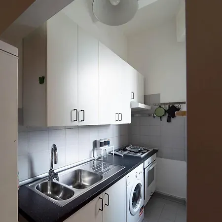 Apartament Hbhall Residenze Darsena