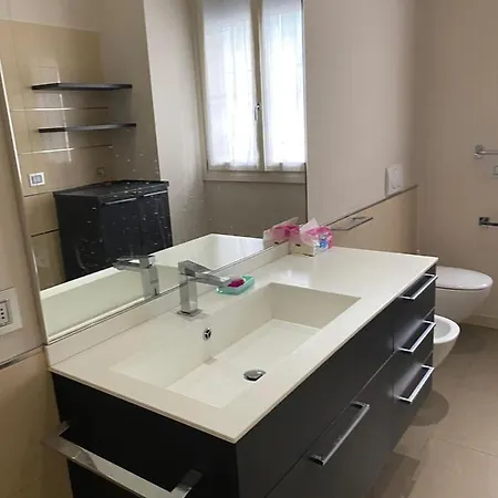 Lovely In The New Porta Nuova Area *