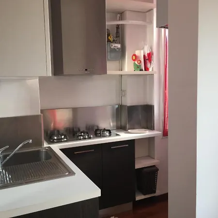 Splendido Bilocale Adiacente Metro M5 - Ca Granda Apartman *