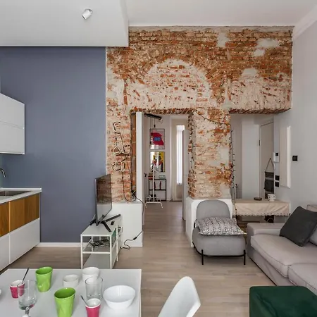 דירה Lovely & Modern In China Town Area - Via Rosmini מילאנו