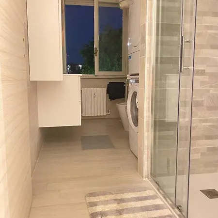 Shining House In Appartamento