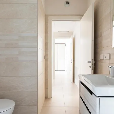 Luvi - Flavio Gioia * ميلان