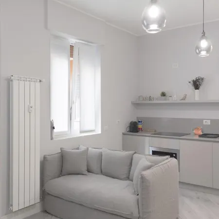 Bnbutler - Pergolesi, 6 - Accogliente E Moderno A Due Passi Da Tutto Apartmán *