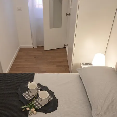 Apartment G62 Confortevole Bilocale Zona Stazione Milan