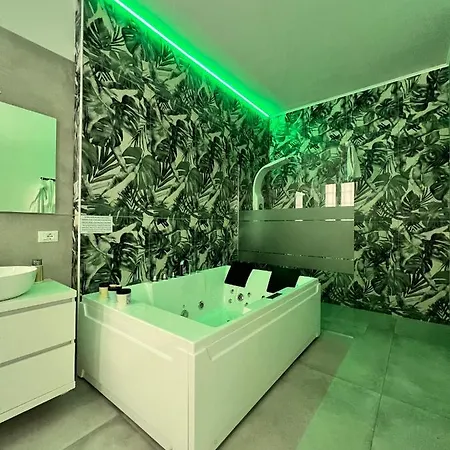 Ca Foscari Harmony Jacuzzi * Milan