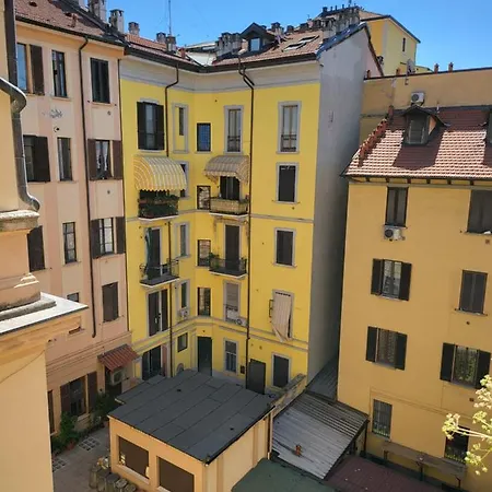 Daire Delizioso Bilocale In Zona Fondazione Prada 4 Piano Senza Ascensore