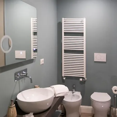 招待所 Household Settembrini