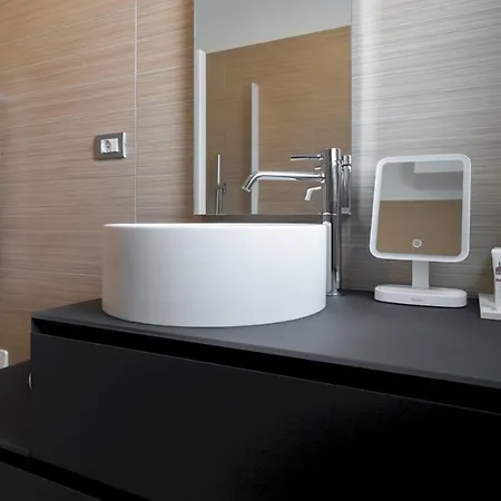 Apartament Italianway Comfort - Imperia 43 *