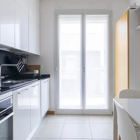 Apartament Italianway Comfort - Imperia 43 *