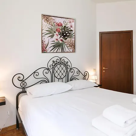 Primopiano - Pellegrino Rossi A Apartment