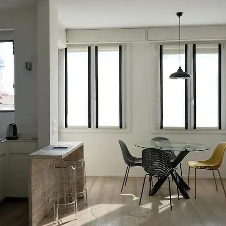 Apartment Orea Spiti- Modern Mantegna Arco Della Pace District
