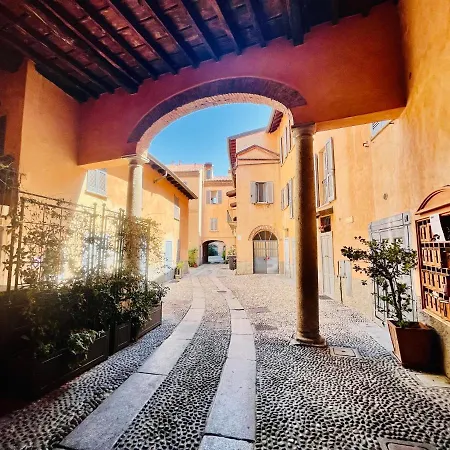 Апартаменты La Casa Sul Naviglio *
