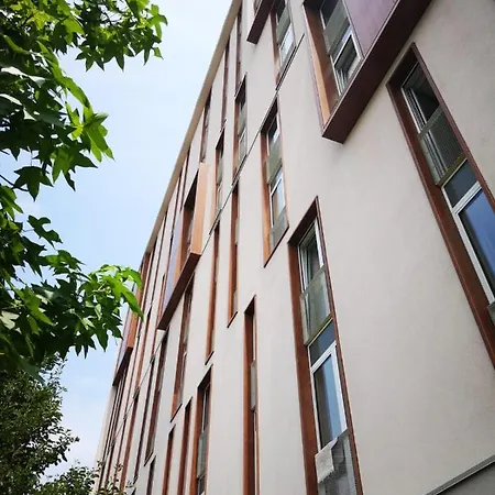 In-domus Monneret Apartahotel *