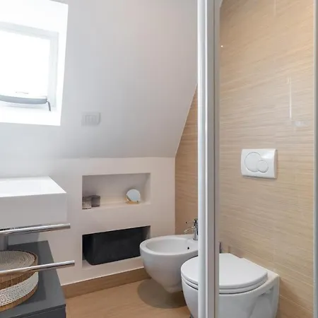 Apartament Italianway Comfort - Imperia 43 *