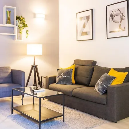 Apartment - Alzaia Naviglio Grande Milan