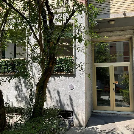Apartment 25 - Near Metro M3