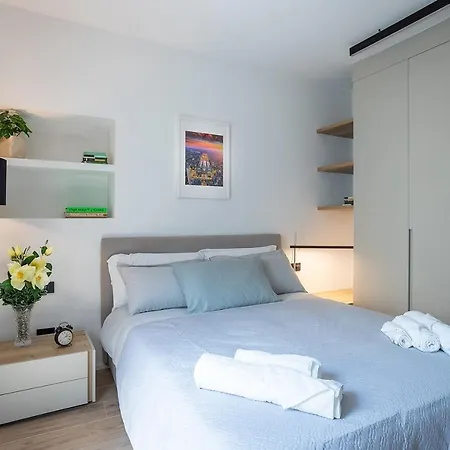 2 Centro Milano,duomo,navigli Апартаменты *