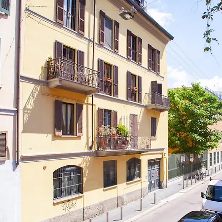 Appartamento Via Alfieri, 15 - Vecchie Atmosfere