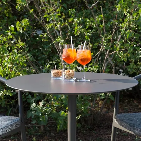 Hotel Voco Milan-fiere By Ihg 4*