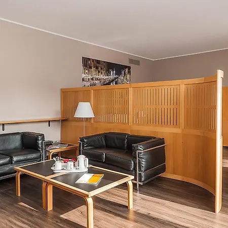 Palazzo Delle Stelline מלון 3*
