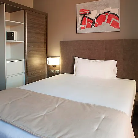 Palazzo Delle Stelline מלון 3*