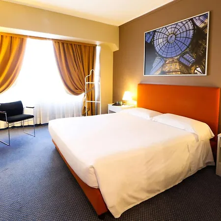 Blaise & Francis Hotel