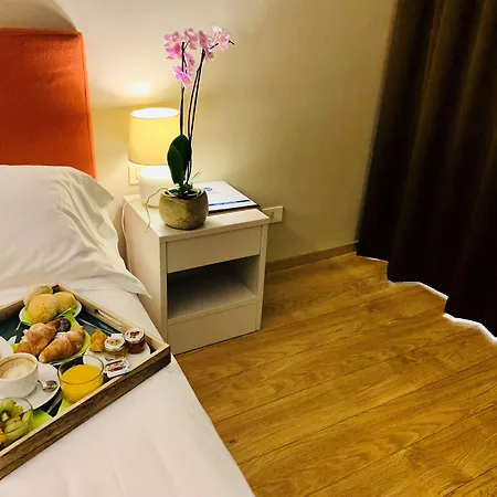 Hotel Blaise & Francis 4*