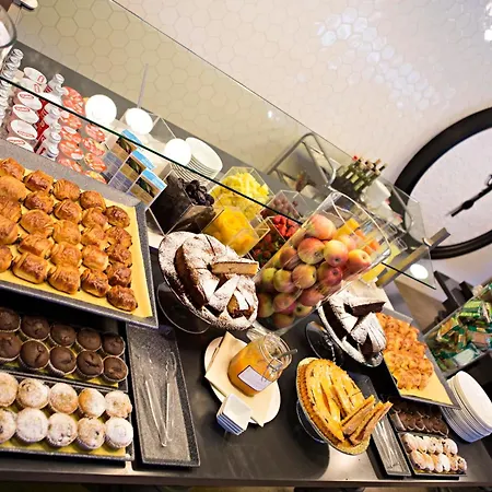 מלון Novotel Linate Aeroporto 4*